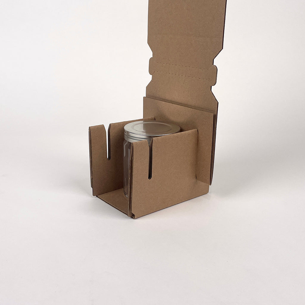 CandleScience Small Apothecary Jar Shipping Box for candles assembly 1