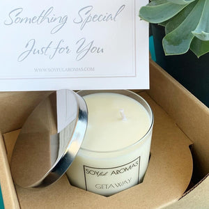 Soyful Aromas Candle packed inside Straight Sided Tumbler Shipping Box from Flush Packaging